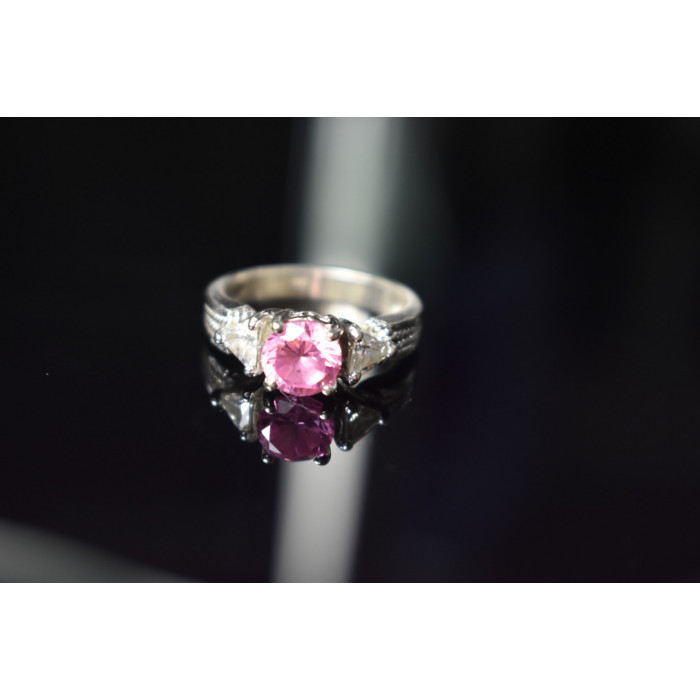 Sky Jewelry Серебряное кольцо с Морганитом и Фианитами