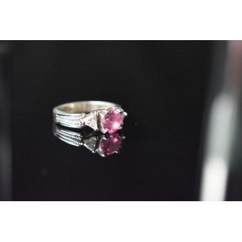 Sky Jewelry Серебряное кольцо с Морганитом и Фианитами