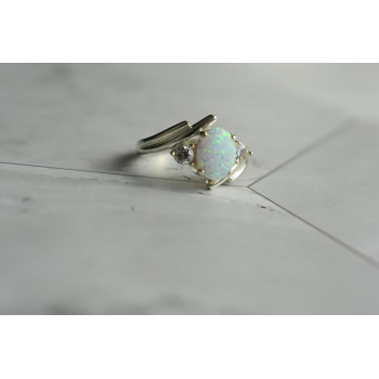 Sky Jewelry Серебряное кольцо с Опалом и Фианитами