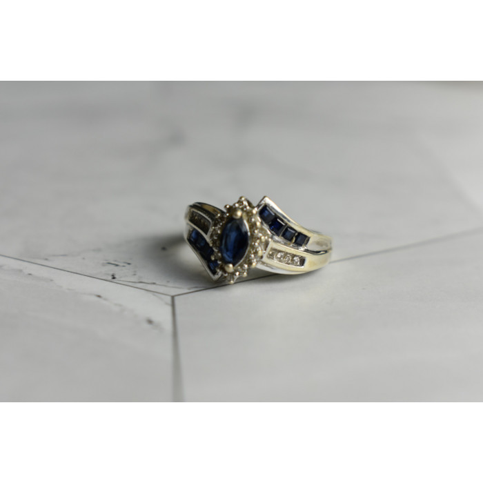 Sky Jewelry Серебряное кольцо 925 проба с синим и белым Сапфиром