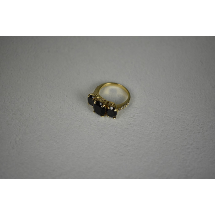 Sky Jewelry Серебряное кольцо в позолоте  с Черным Турмалином (Шерл) и камнями Гошенит (Берилл)