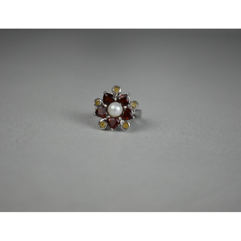 Sky Jewelry Серебряное кольцо с Альмандином, Гелиодором и Жемчугом