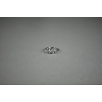 Sky Jewelry Серебряное кольцо с Бесцветным Турмалином *АХРОИТ*