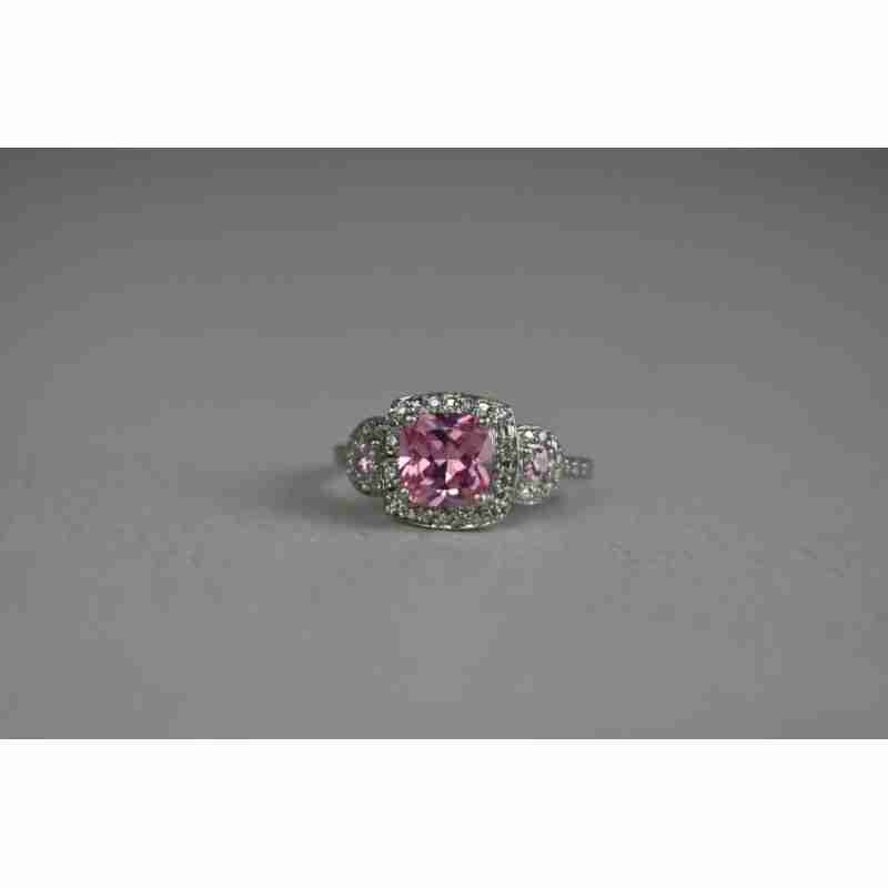 Sky Jewelry Серебряное кольцо с Морганитом и Фианитами