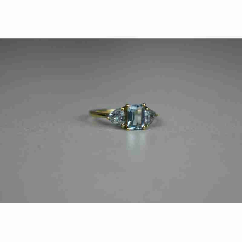 Sky Jewelry Серебряное Кольцо в позолоте с голубой Шпинелью