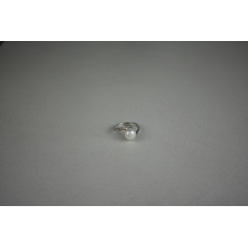 Sky Jewelry Серебряное кольцо с Жемчугом и камнями бесцветная Шпинель *Классика*