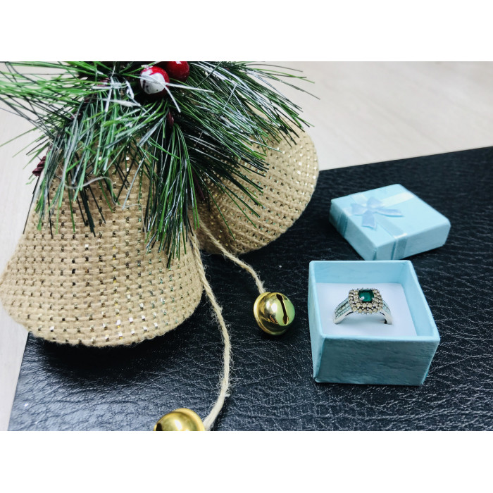 Sky Jewelry Серебряное кольцо с изумрудом