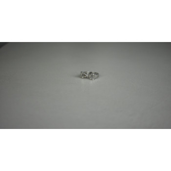Sky Jewelry Серебряное кольцо 925 пробы с Фианитами  *Бантик