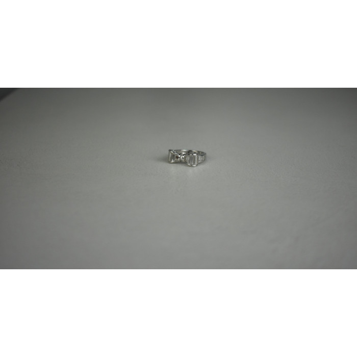 Sky Jewelry Серебряное кольцо 925 пробы с Фианитами  *Бантик