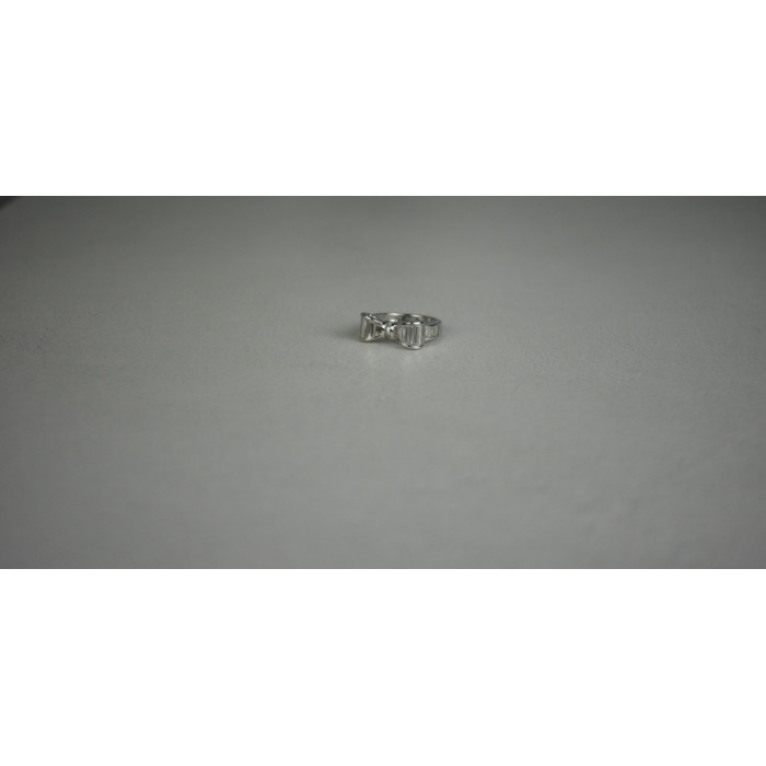Sky Jewelry Серебряное кольцо 925 пробы с Фианитами  *Бантик