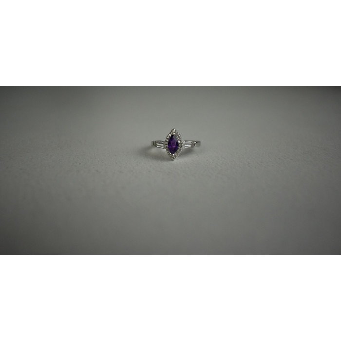 Sky Jewelry Серебряное кольцо 925 пробы с Аметистом и камнями бесцветная Шпинель