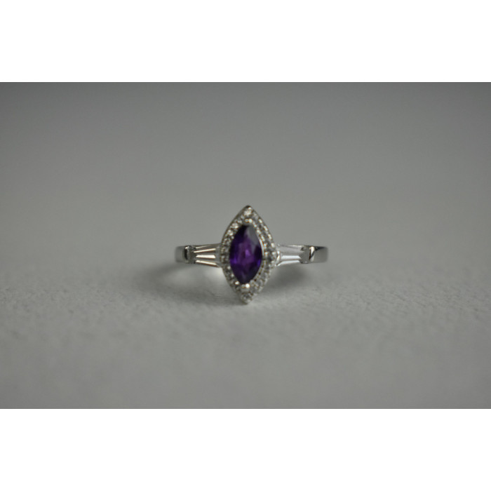 Sky Jewelry Серебряное кольцо 925 пробы с Аметистом и камнями бесцветная Шпинель