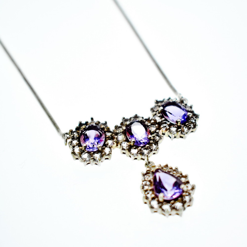 Sky Jewelry Серебряное ожерелье с камнями фиолетовый Турмалин и бесцветная Шпинель