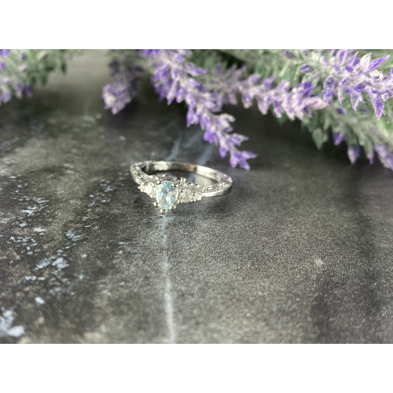 Sky Jewelry Серебряное кольцо с Аквамарином и Фианитами