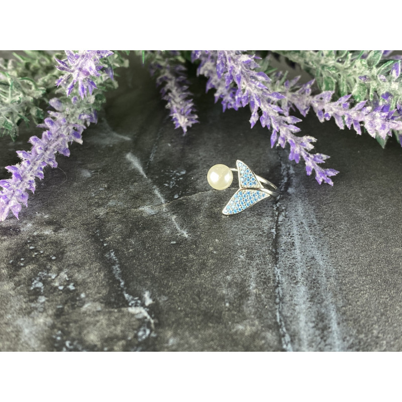 Sky Jewelry Серебряное кольцо с Жемчугом и камнями Аквамарин