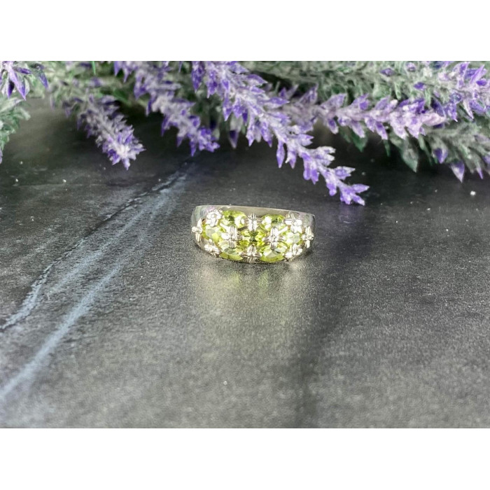 Sky Jewelry Серебряное кольцо 925 пробы с Хризолитом
