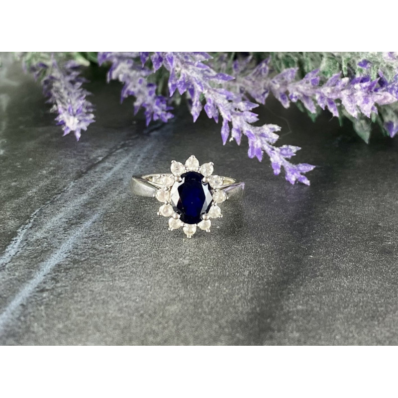 Sky Jewelry Серебряное кольцо 925 пробы с синим и белым Сапфиром