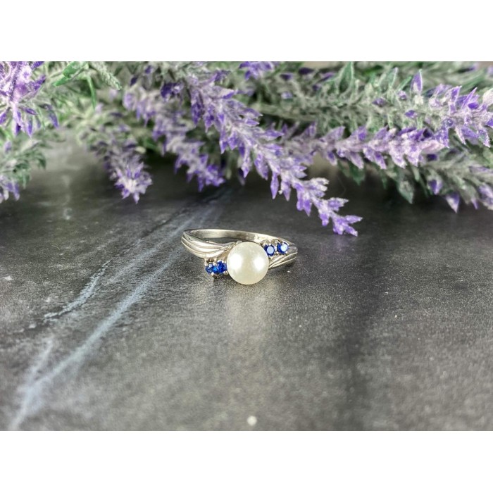 Sky Jewelry Серебряное кольцо с Жемчугом и Синей Шпинелью