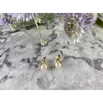 Sky Jewelry Золотые серьги-гвоздики с Жемчугом и Бриллиантами