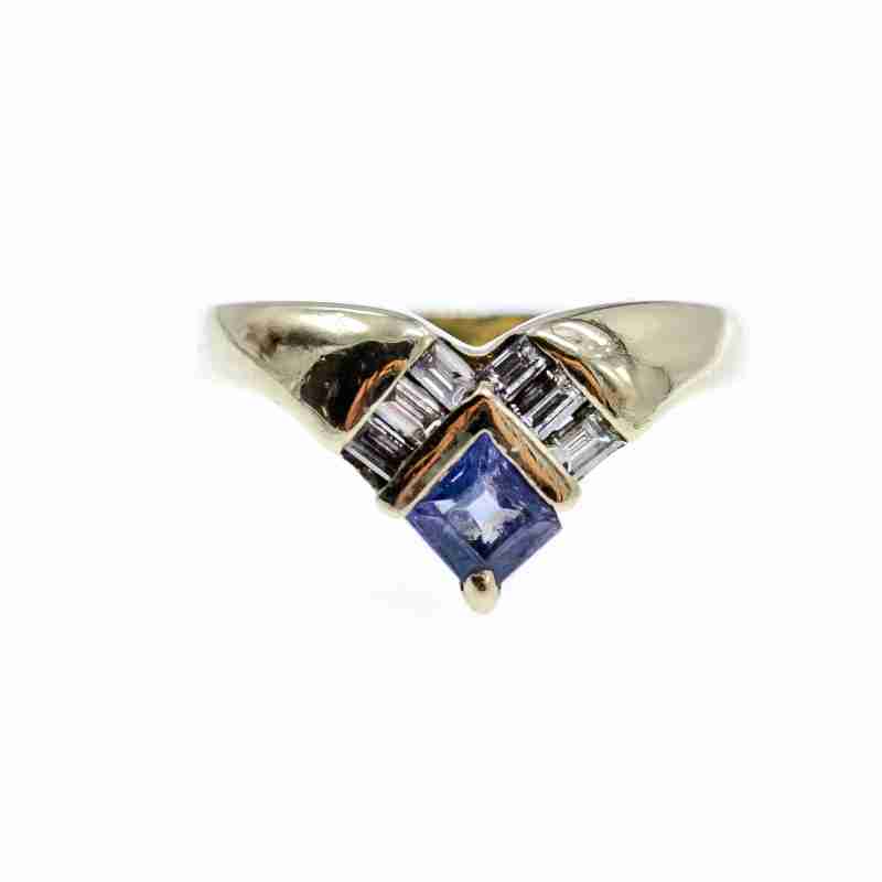 Sky Jewelry Золотое кольцо с Танзанитом и Бриллиантами