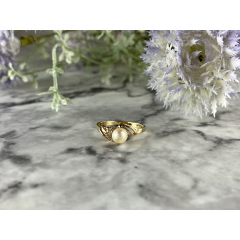 Sky Jewelry Золотое кольцо с Жемчугом и Бриллиантом