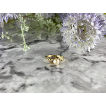 Sky Jewelry Золотое кольцо с Жемчугом и Бриллиантом