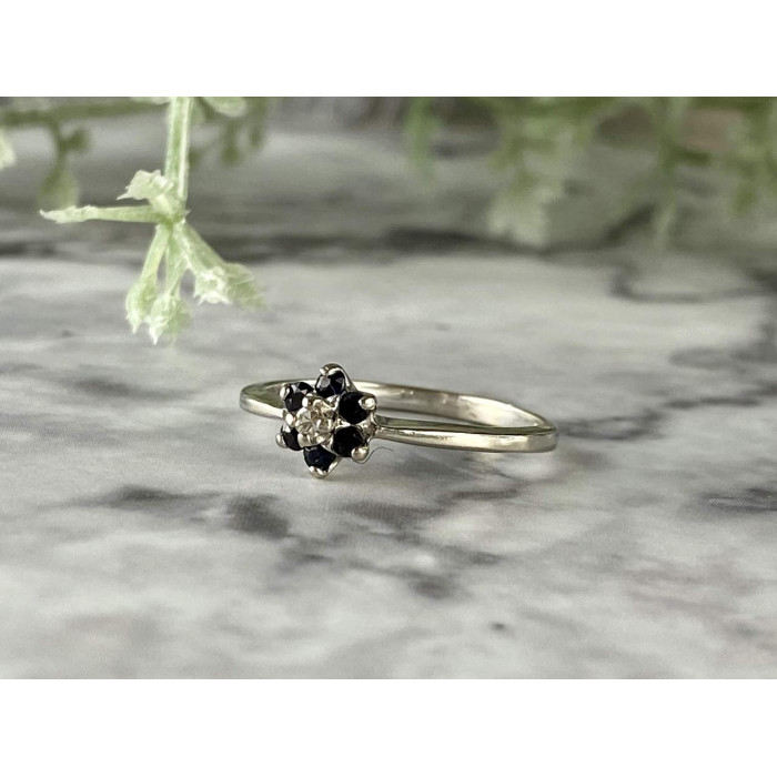 Sky Jewelry Золотое кольцо с Сапфирами и Бриллиантом   10К (417 проба)  *Сапфировые Цветы*