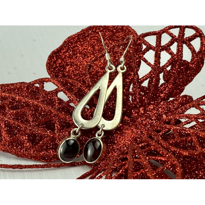 Sky Jewelry Серебряные Серьги с камнем Гранат Пироп