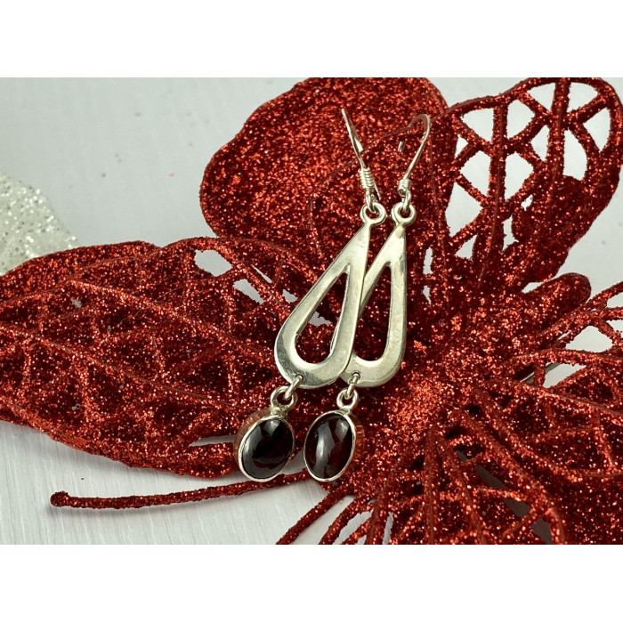 Sky Jewelry Серебряные Серьги с камнем Гранат Пироп