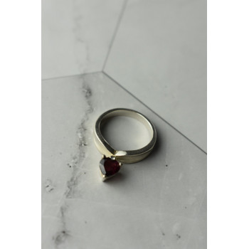 Sky Jewelry Серебряное кольцо 925 проба  с камнем Альмандин   *Сердце Альмандина*