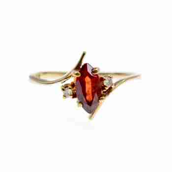 Sky Jewelry Золотое Кольцо 10К (417 проба) с Гранатом и Бриллиантами
