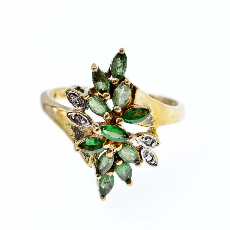 Sky Jewelry Золотое кольцо  с Хризолитом и Бриллиантами