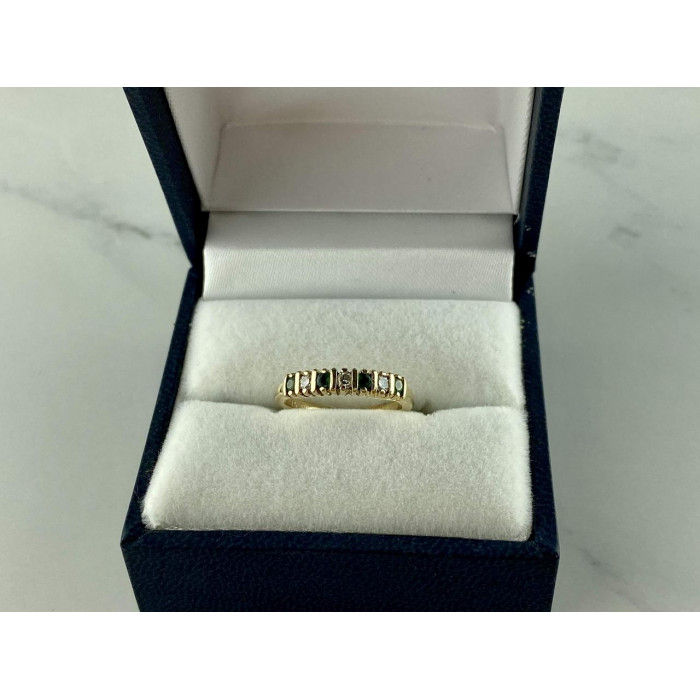 Sky Jewelry Золотое кольцо с Изумрудом и белым Топазом