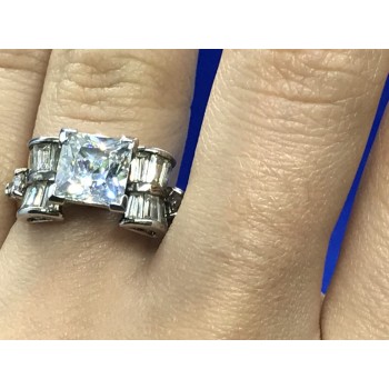 Sky Jewelry Серебряное кольцо с камнем Гошенит (берилл)