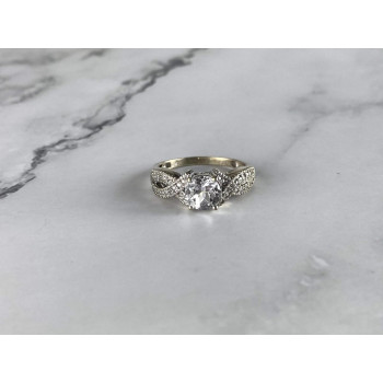 Sky Jewelry Серебряное кольцо с бесцветной Шпинелью