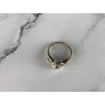 Sky Jewelry Серебряное кольцо с бесцветной Шпинелью