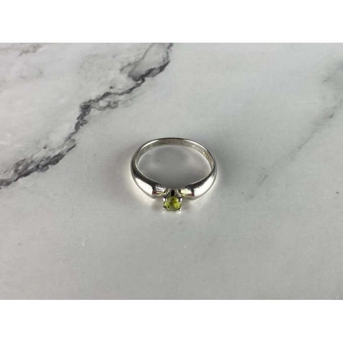 Sky Jewelry Серебряное кольцо с камнем Тсаворит (Цаворит)
