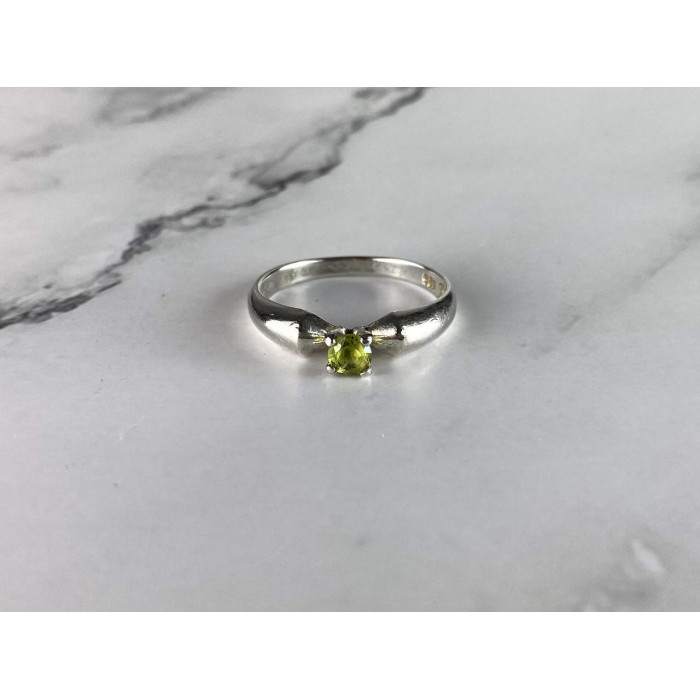 Sky Jewelry Серебряное кольцо с камнем Тсаворит (Цаворит)