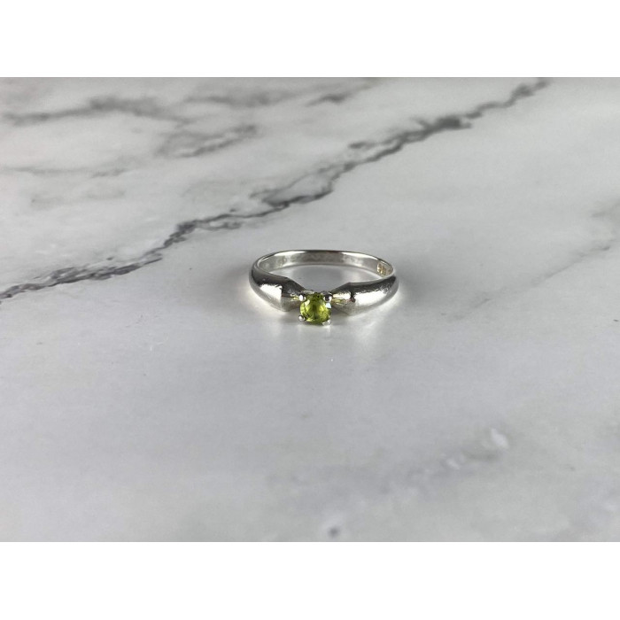 Sky Jewelry Серебряное кольцо с камнем Тсаворит (Цаворит)