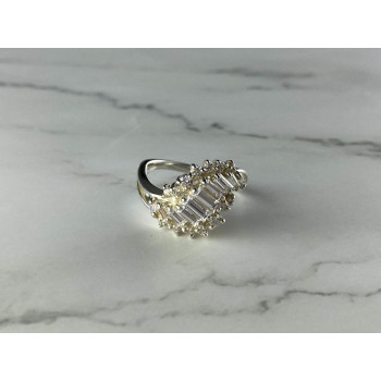 Sky Jewelry Серебряное Кольцо 925 пробы с Фианитами *Нежность*