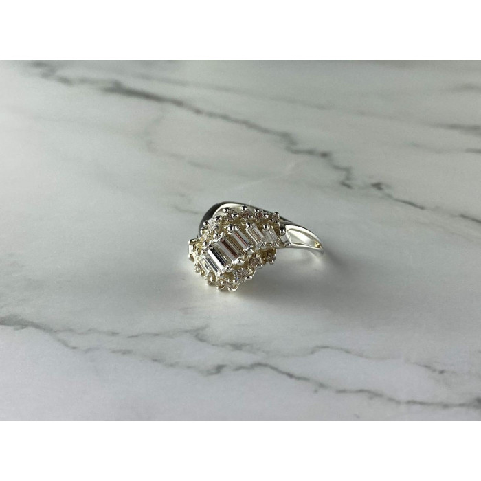 Sky Jewelry Серебряное Кольцо 925 пробы с Фианитами *Нежность*