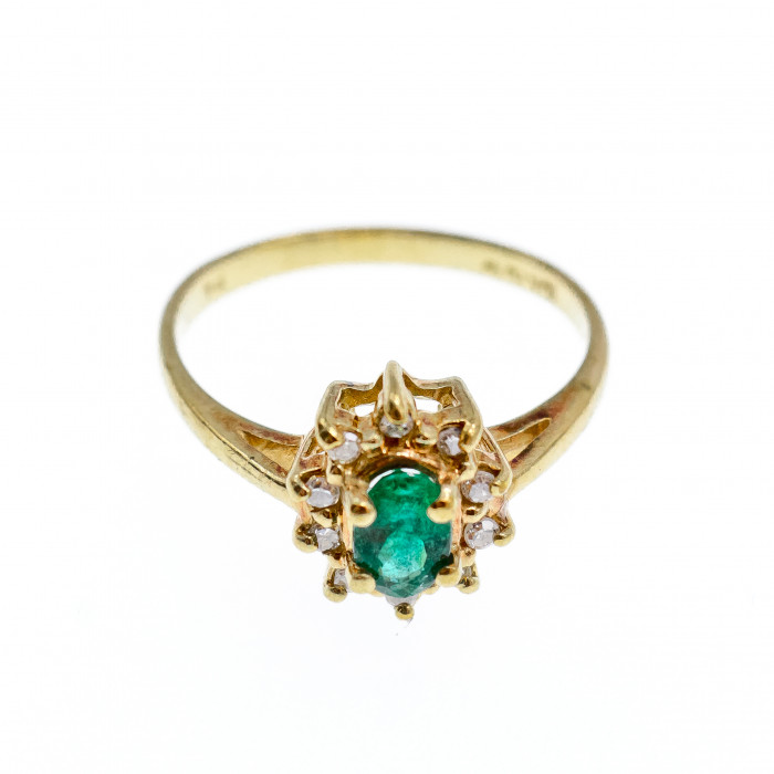 Sky Jewelry Золотое кольцо  с Изумрудом и белыми Сапфирами