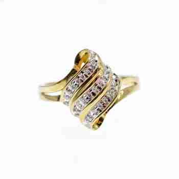 Sky Jewelry Золотое кольцо 10К (417 проба) с Бриллиантами