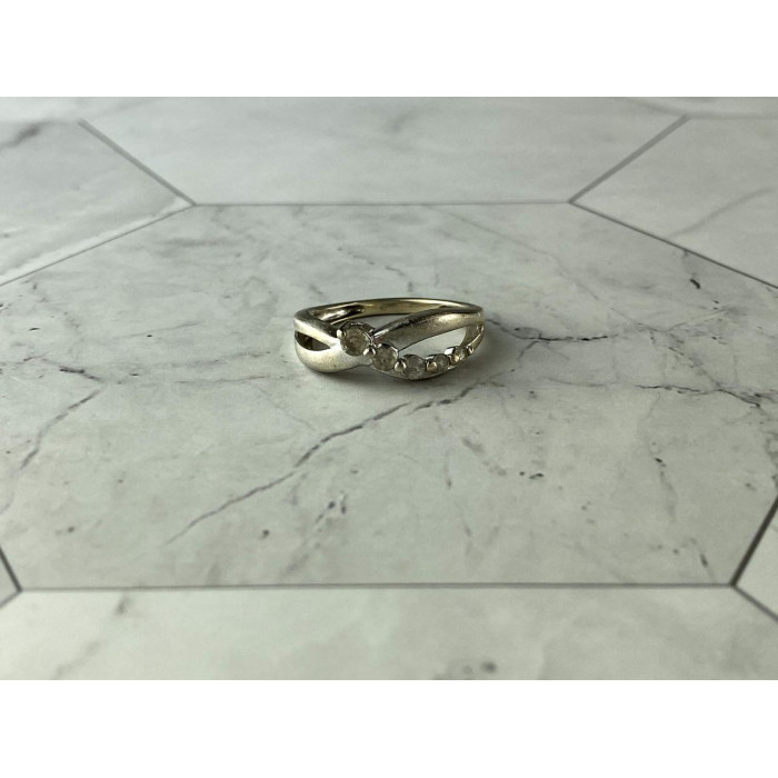 Sky Jewelry Серебряное кольцо с камнями белый Топаз