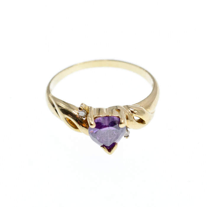 Sky Jewelry Золотое кольцо 10К (417 проба) с Аметистом и Бриллиантами  * Сердце Аметиста *