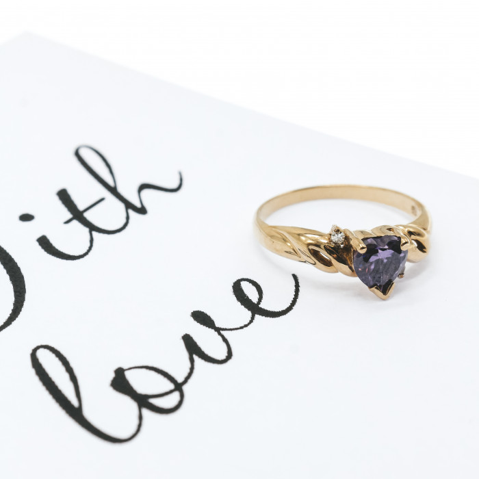 Sky Jewelry Золотое кольцо 10К (417 проба) с Аметистом и Бриллиантами  * Сердце Аметиста *