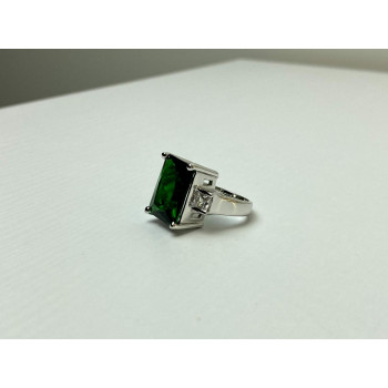 Sky Jewelry Серебряное кольцо с Изумрудом и Фианитами 925 проба