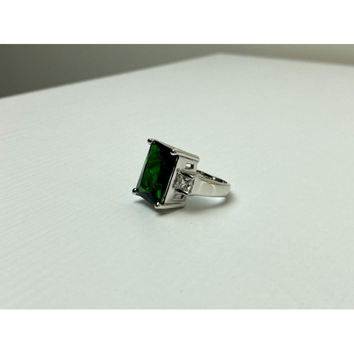 Sky Jewelry Серебряное кольцо с Изумрудом и Фианитами 925 проба