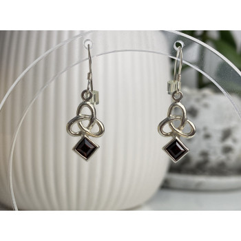 Sky Jewelry Серебряные серьги с гранатом