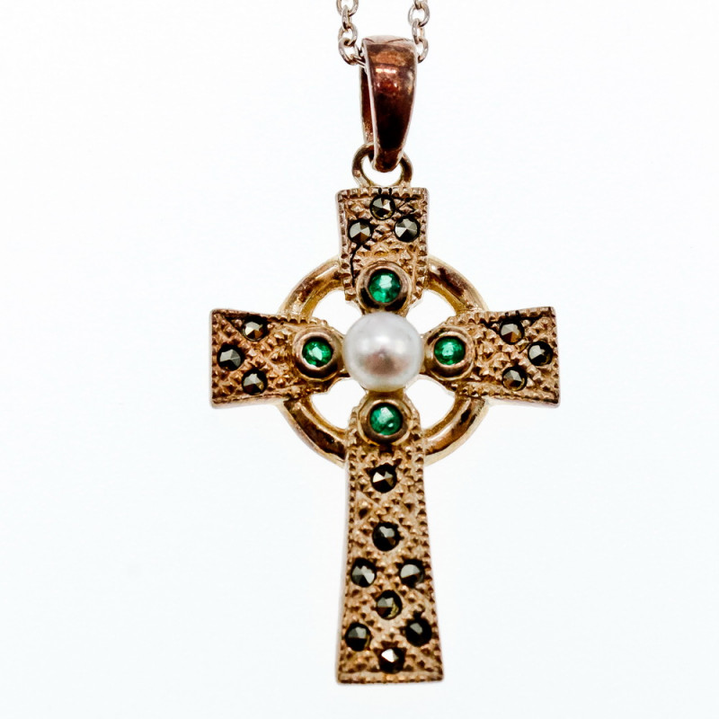 Sky Jewelry Серебряная цепочка с крестиком жемчуг морион и изумруд